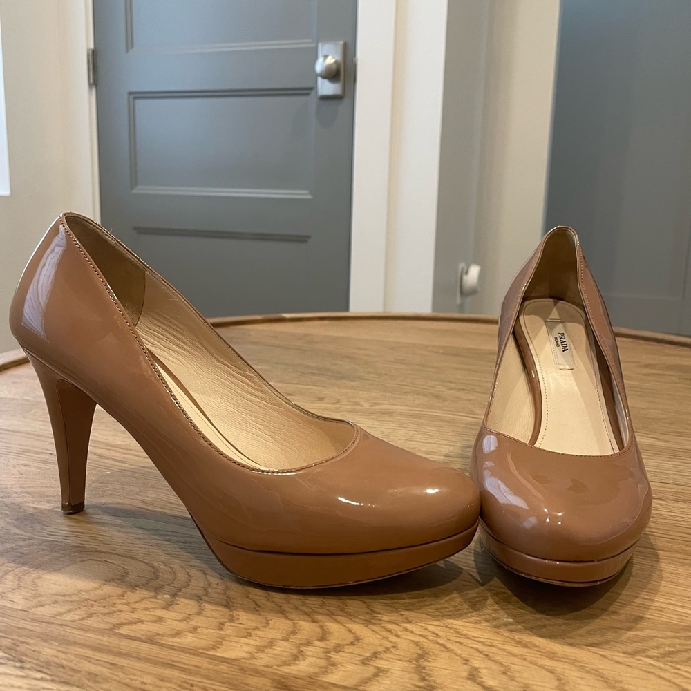 Prada nude patent leather heels sz 38.5